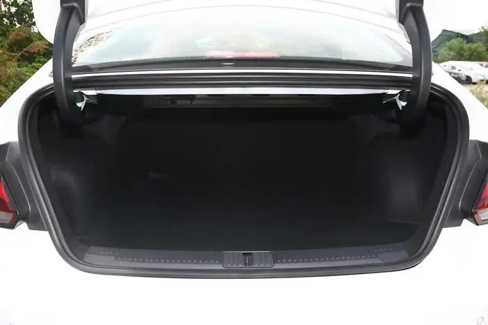 MG5 Manual 8