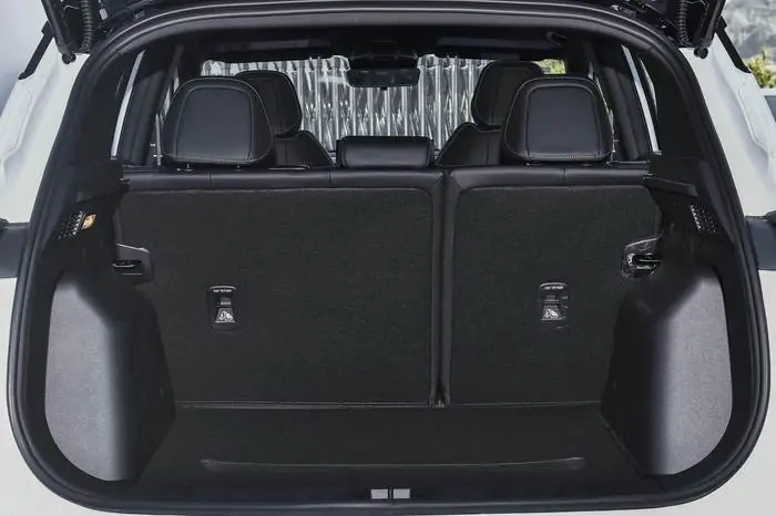 Geely Coolray Full option 8