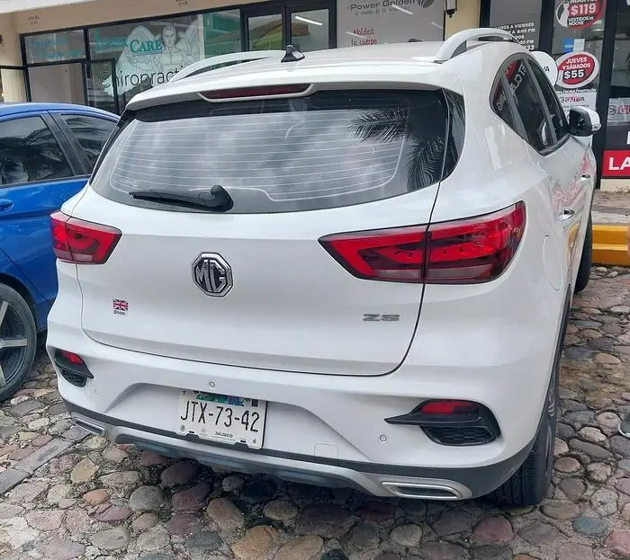 MG ZS Blanc 5